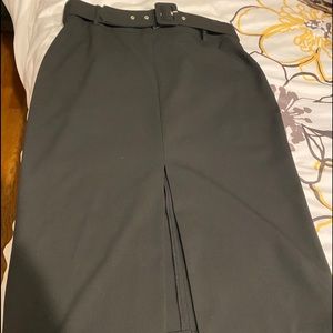 Pencil skirt with front slit